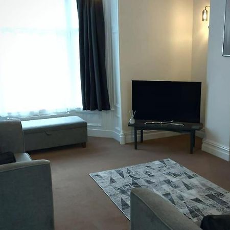 2 Bedroom City Centre Duplex Apt Preston  Extérieur photo