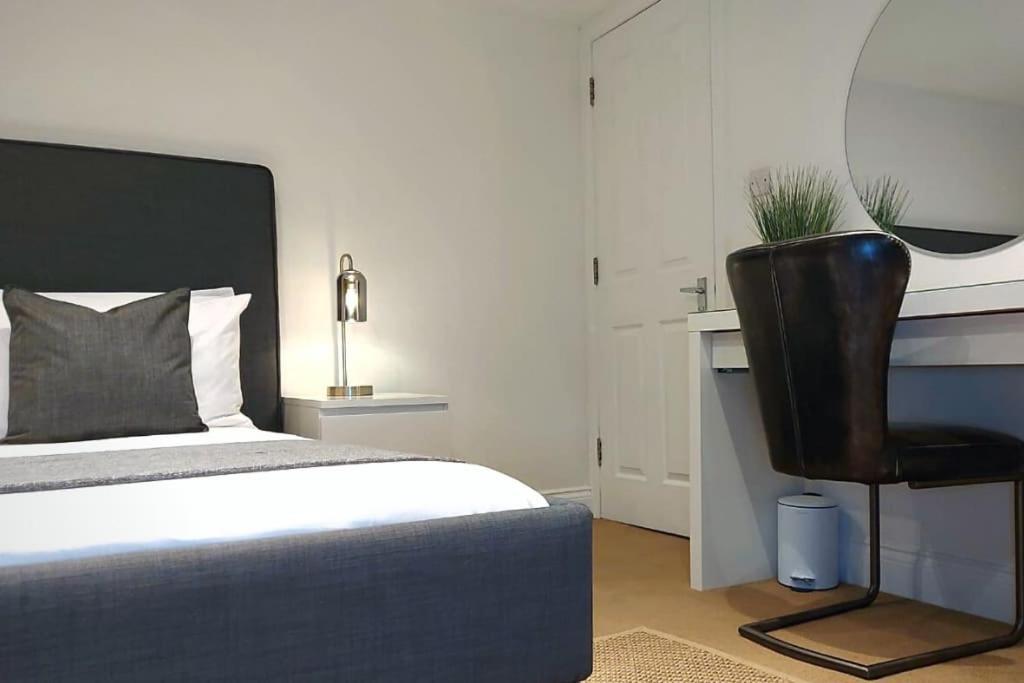 2 Bedroom City Centre Duplex Apt Preston  Extérieur photo