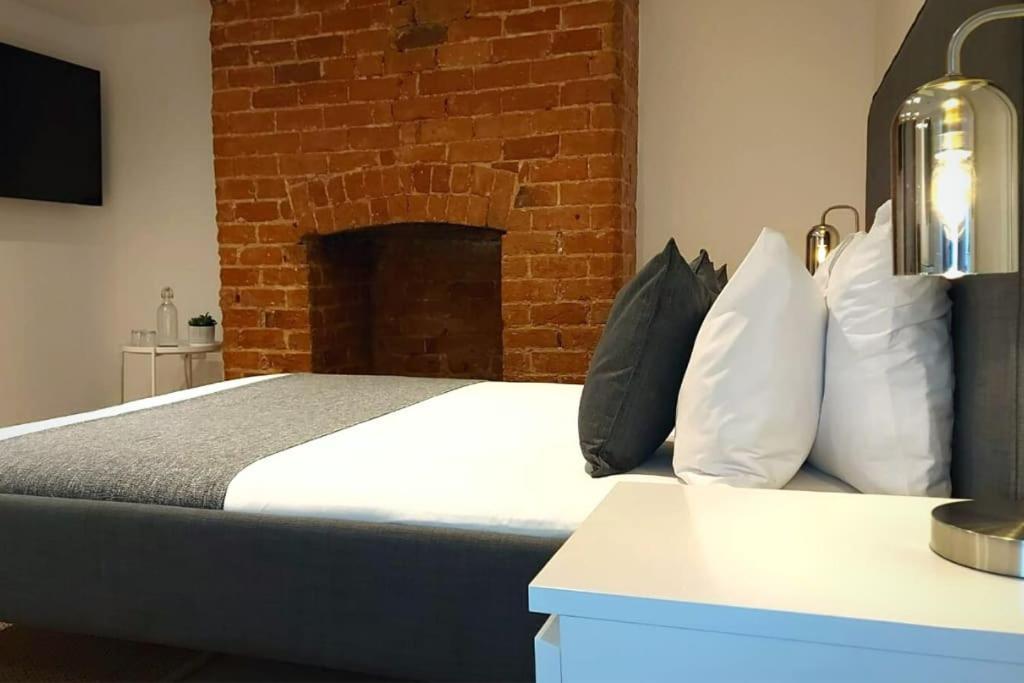 2 Bedroom City Centre Duplex Apt Preston  Extérieur photo